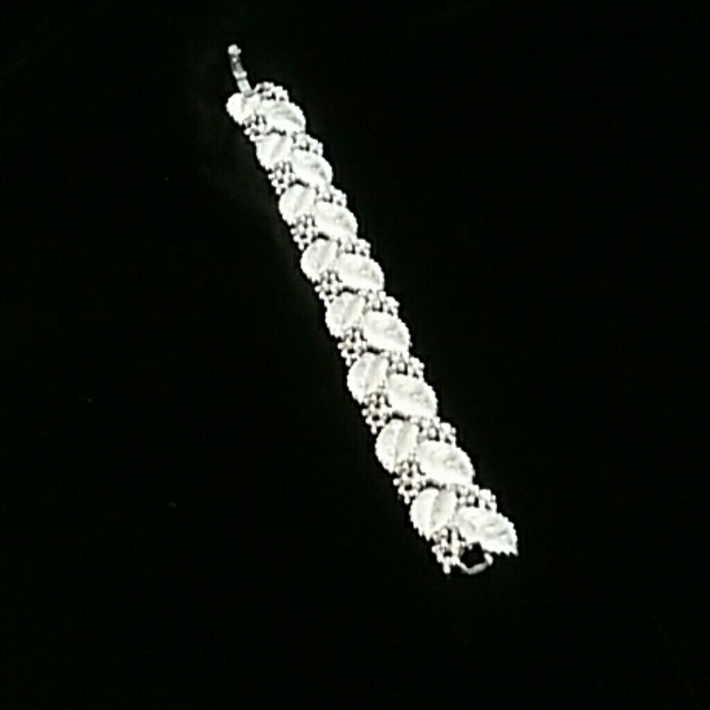 Bracelet - Picture 2 of 5